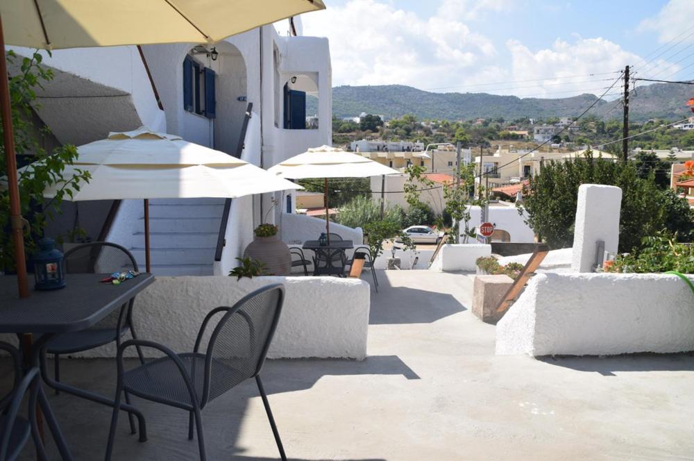 Attica Hotel Ephie Vathi  Ngoại thất bức ảnh