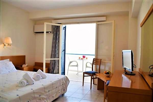 Attica Hotel Ephie Vathi  Ngoại thất bức ảnh